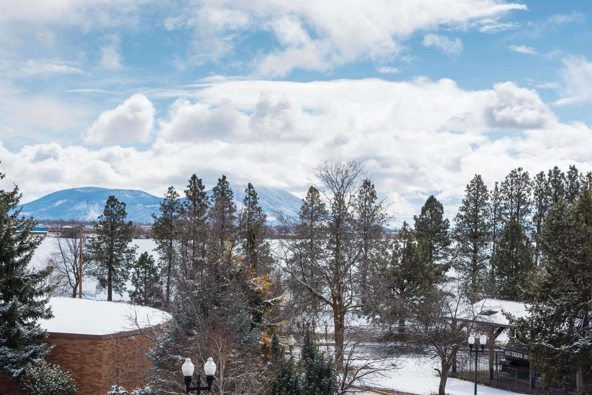 Travelodge By Wyndham Klamath Falls Ngoại thất bức ảnh